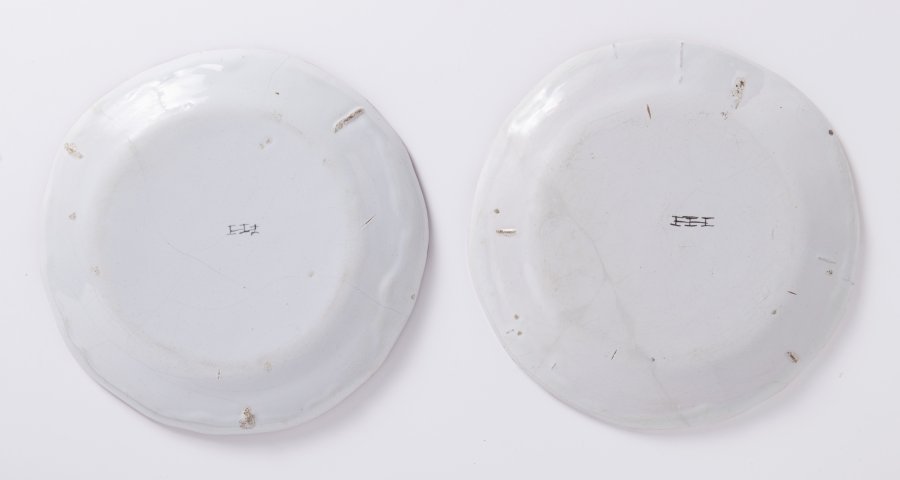 PAIRED PLATES FROM HOLÍČ