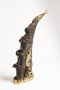 CARVED POWDER HORN