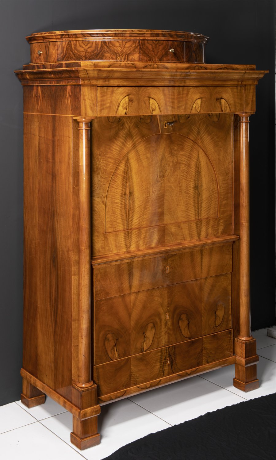 BIEDERMEIER CABINET