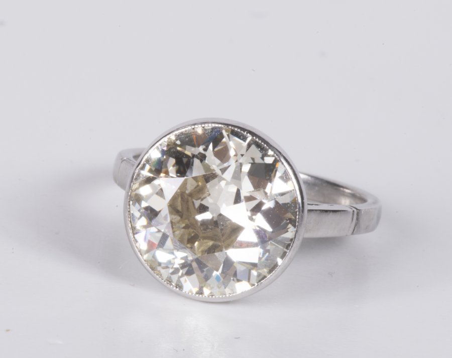 A DIAMOND RING