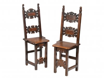 PAIR OF MANYRISTIC CHAIRS