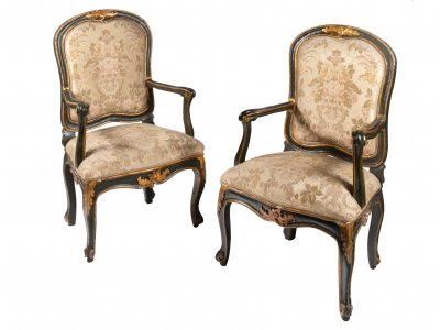 PAIR OF BAROQUE ARMCHAIRS