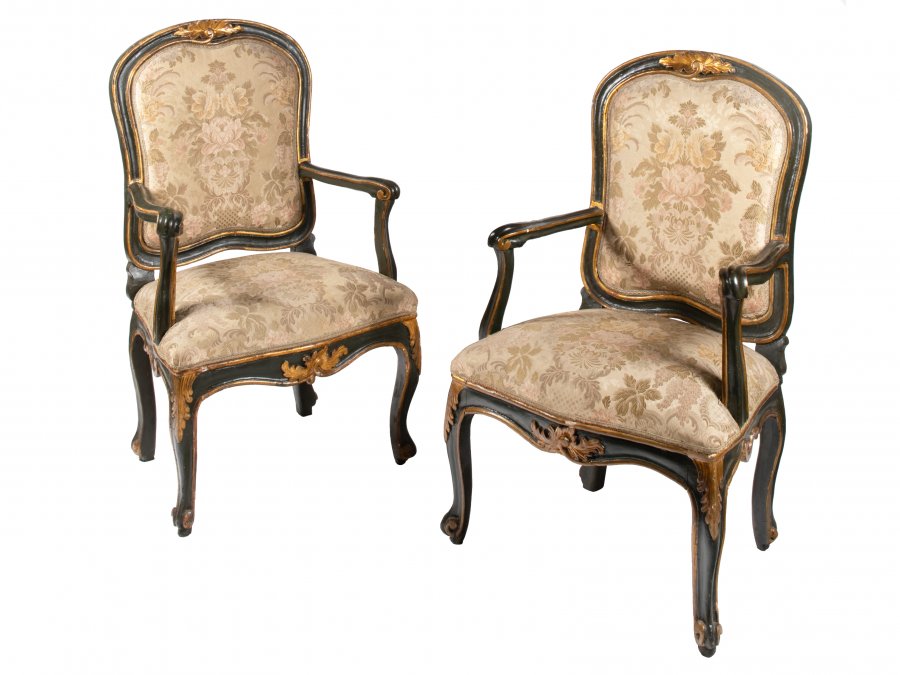PAIR OF BAROQUE ARMCHAIRS