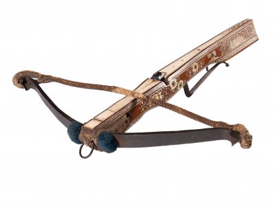 A HUNTING CROSSBOW