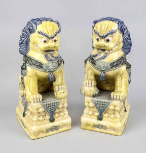 ČÍNSKÁ KERAMICKÁ DOVJICE LVÍČKŮ FU