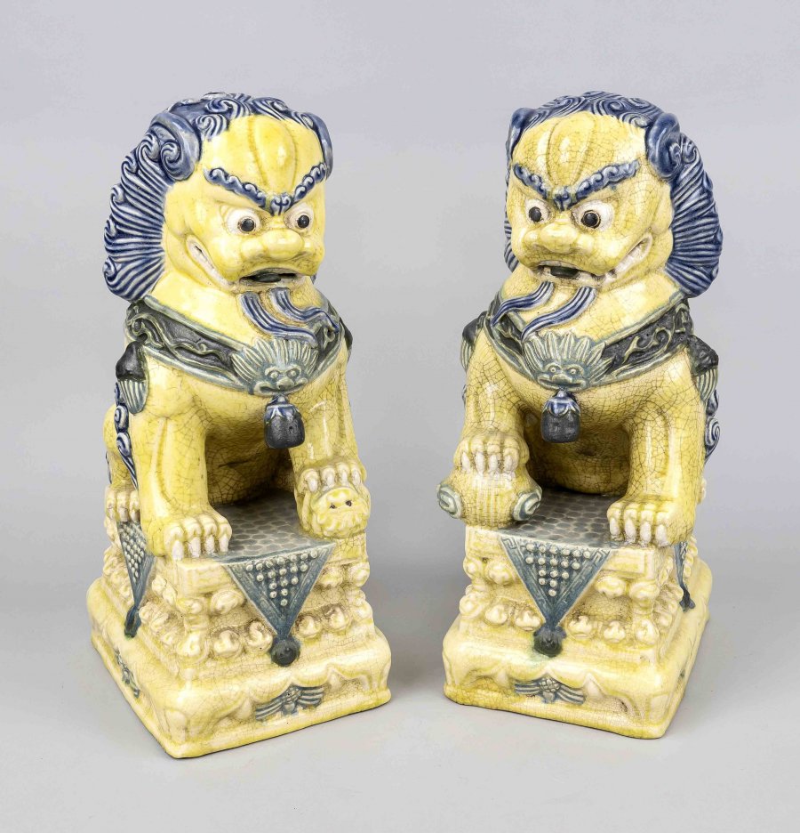 ČÍNSKÁ KERAMICKÁ DOVJICE LVÍČKŮ FU