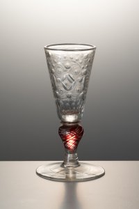 Sklo 0423-3