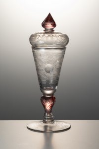 Sklo 0425-5
