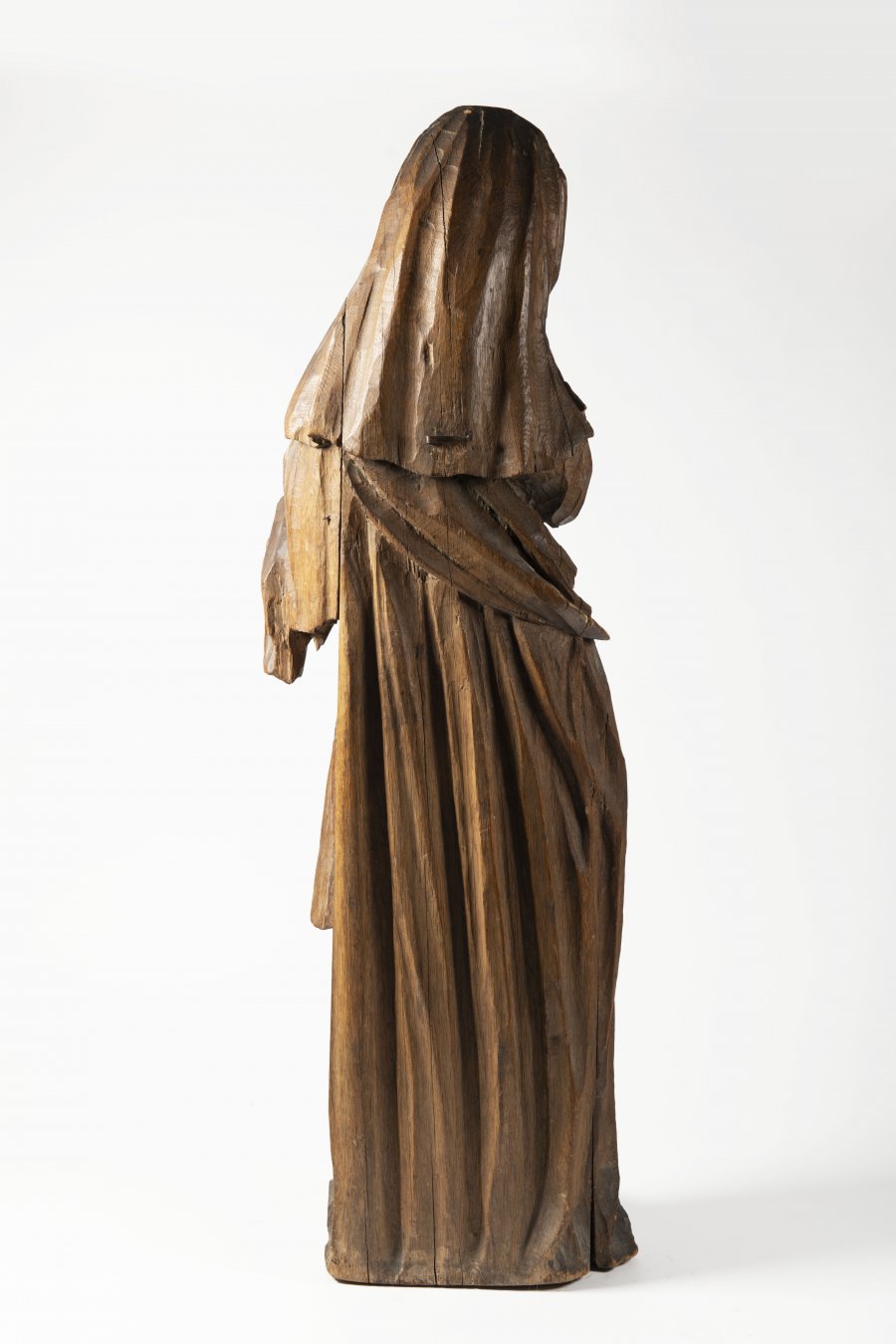 GOTHIC SCULPTURE OF A FEMALE SAINT