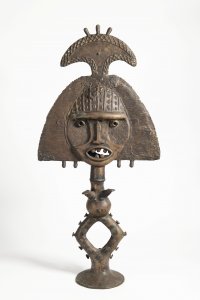 FIGURAL SCULPTURE IN THE GABONESE STYLE