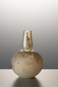 BOTTLE WITH A GLOBULAR BODY