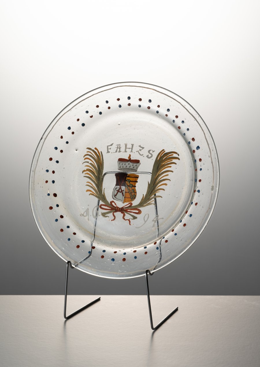 PAINTED GLASS PLATE