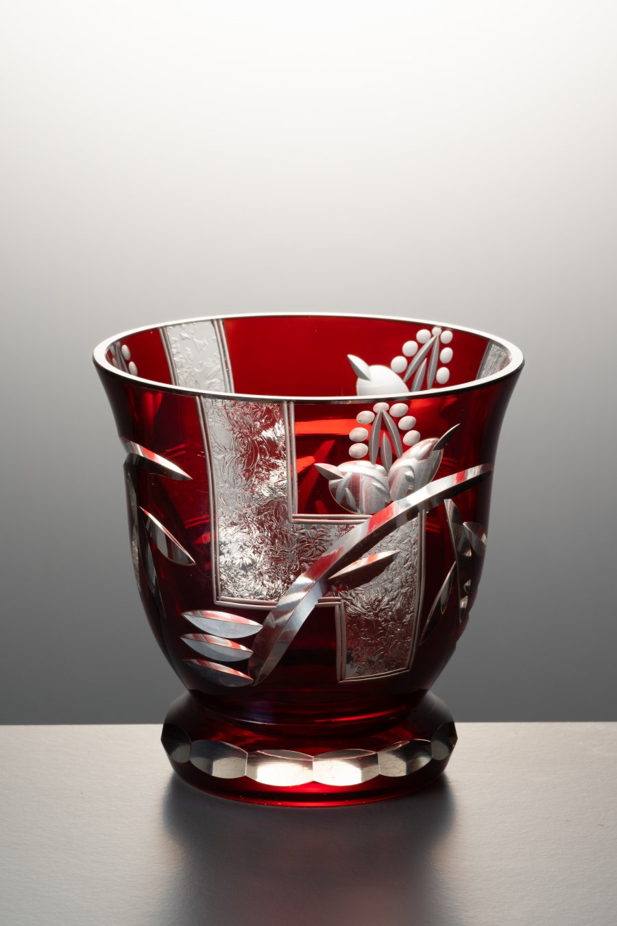 ART DECO VASE