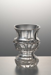 SKLENICE Z OBDOBÍ HISTORISMU