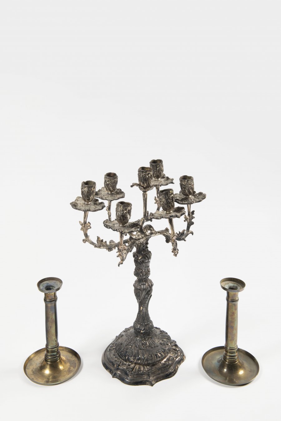 KONVOLUT TŘÍ SVÍCNŮ