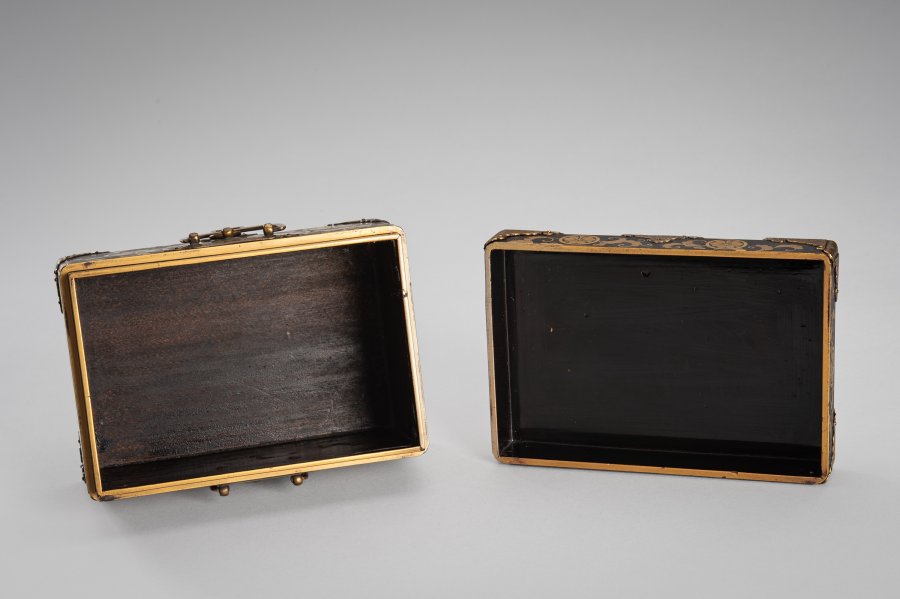 LUXURY JAPANESE BOX FROM THE EDO PERIOD