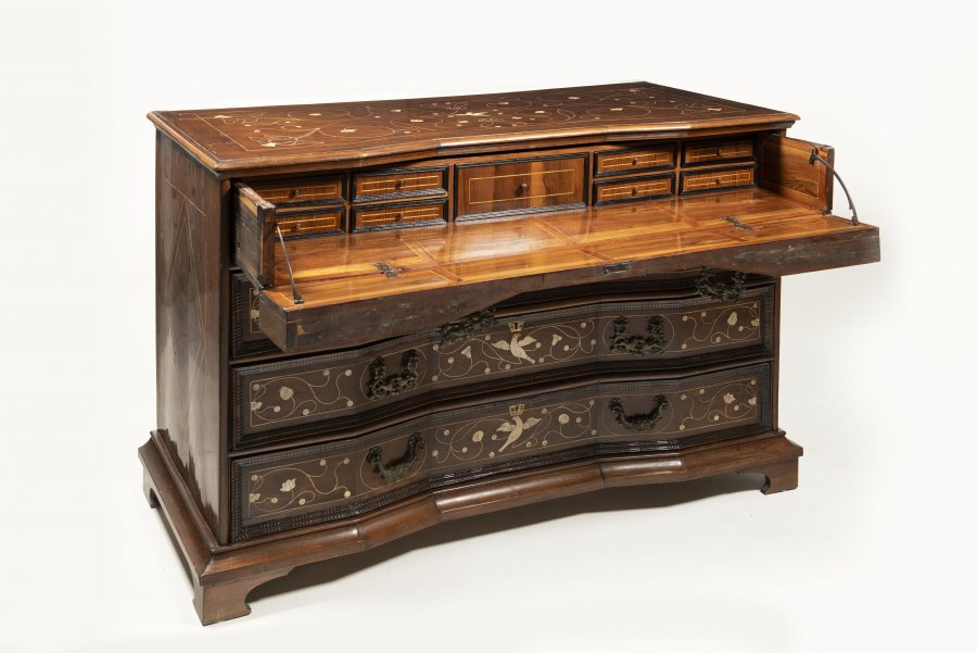 MANNERIST WRITING CHEST OF DRAWERS