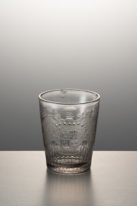 Sklo 061