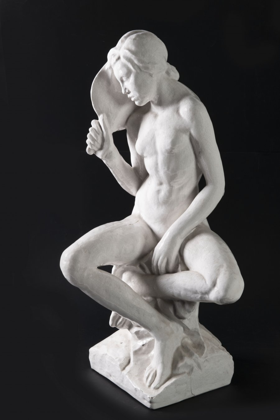RESTING DANCER