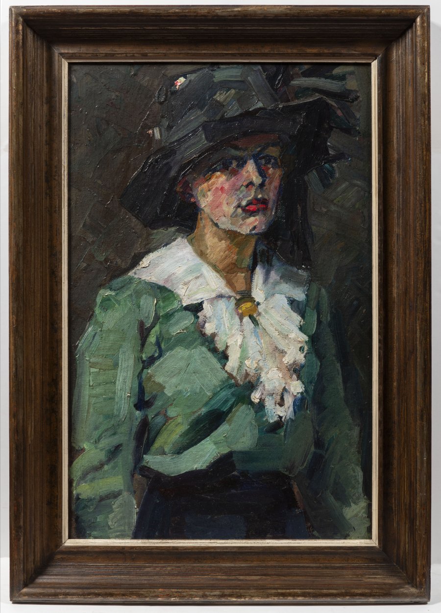 ŽENA S KLOBOUKEM