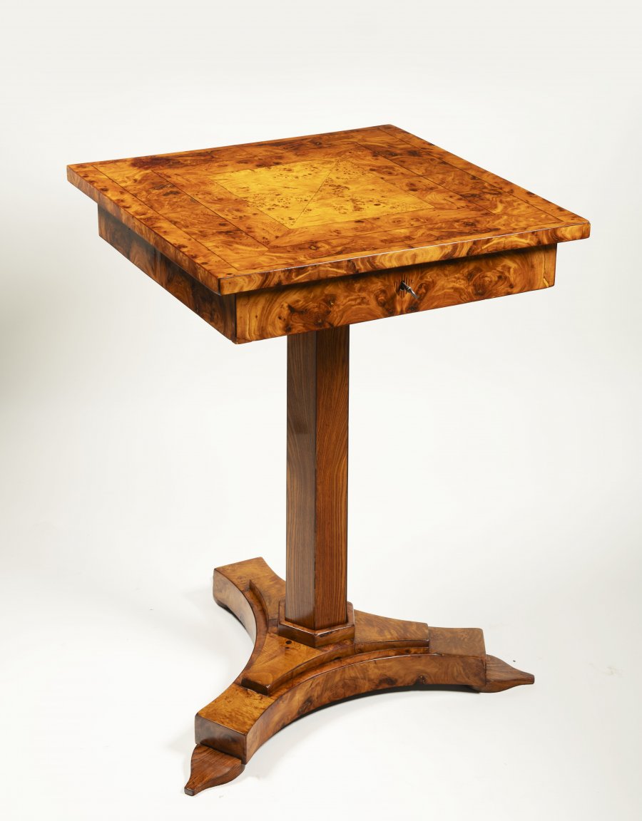 BIEDERMEIER SEWING TABLE