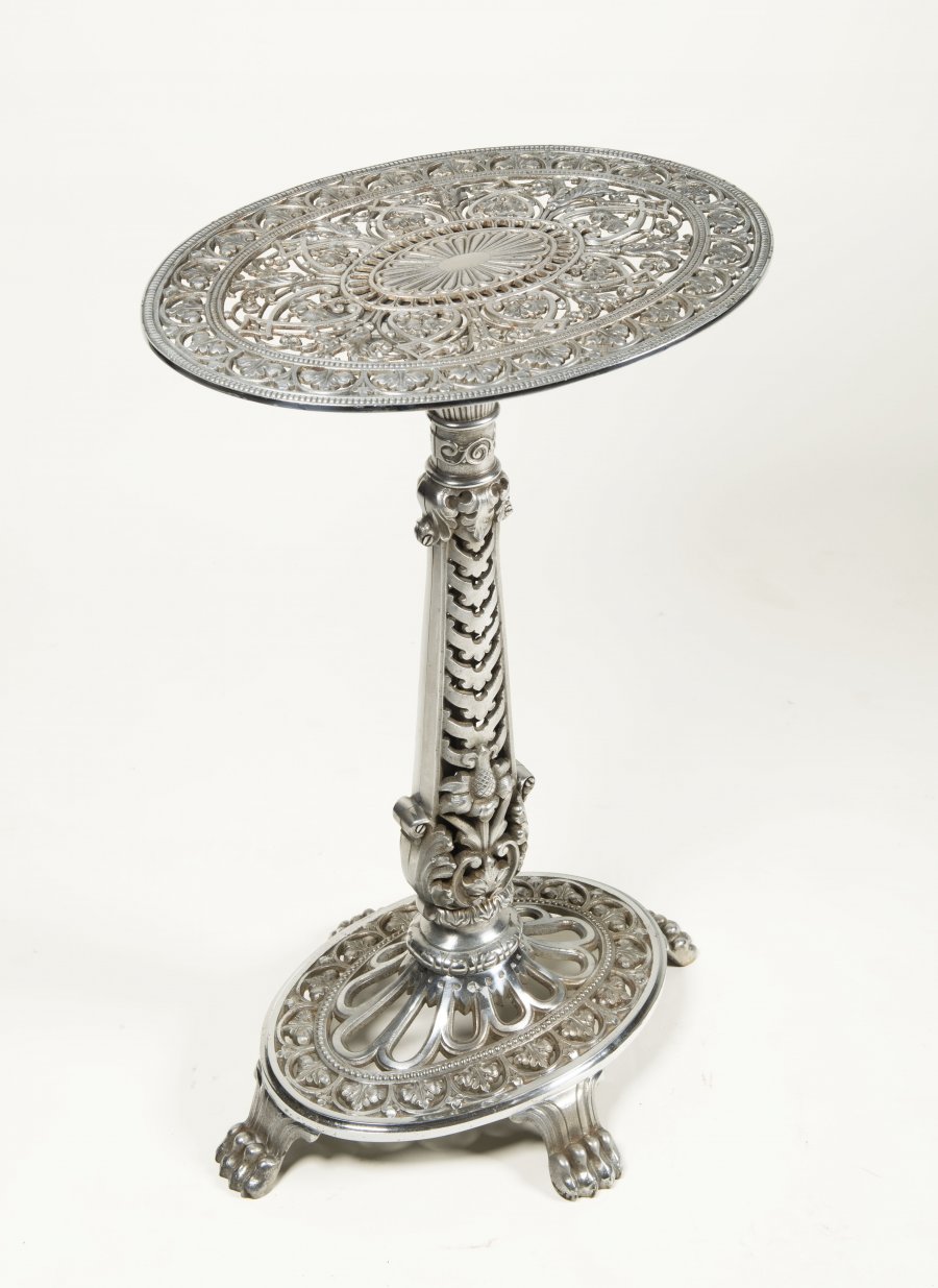 HISTORICISM SIDE TABLE