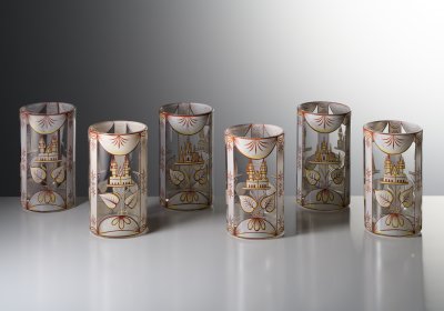 A SET OF SIX COLLECTIBLE COASTERS FEATURING PRAGUE MOTIFS