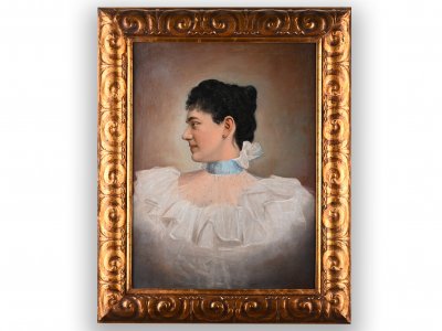 PORTRAIT OF A LADY IN WHITE DRESS