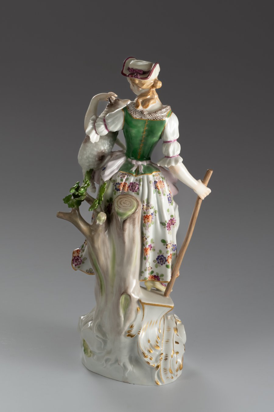 SHEPHERDESS MEISSEN