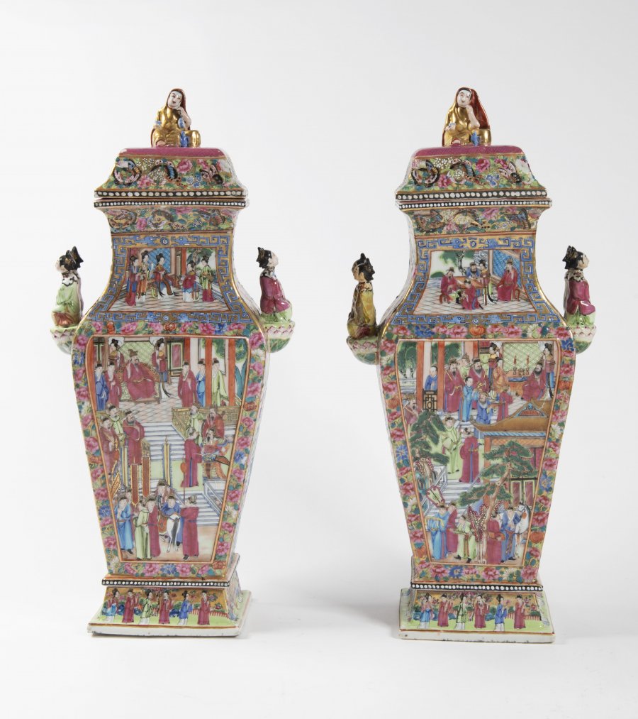 DVOJICE VÁZ MANDARIN ROSE S BOHYNÍ KUAN JIN