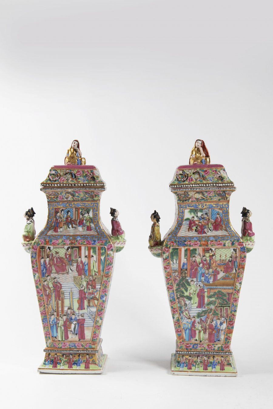 PAIR OF CHINESE VASES
