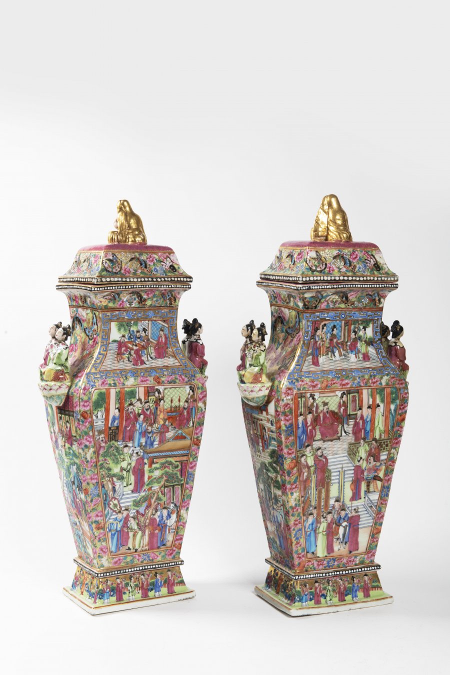 PAIR OF CHINESE VASES