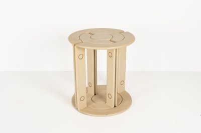 DESIGN SIDE TABLE