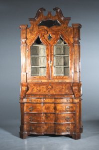 SECRETARY DISPLAY CABINET