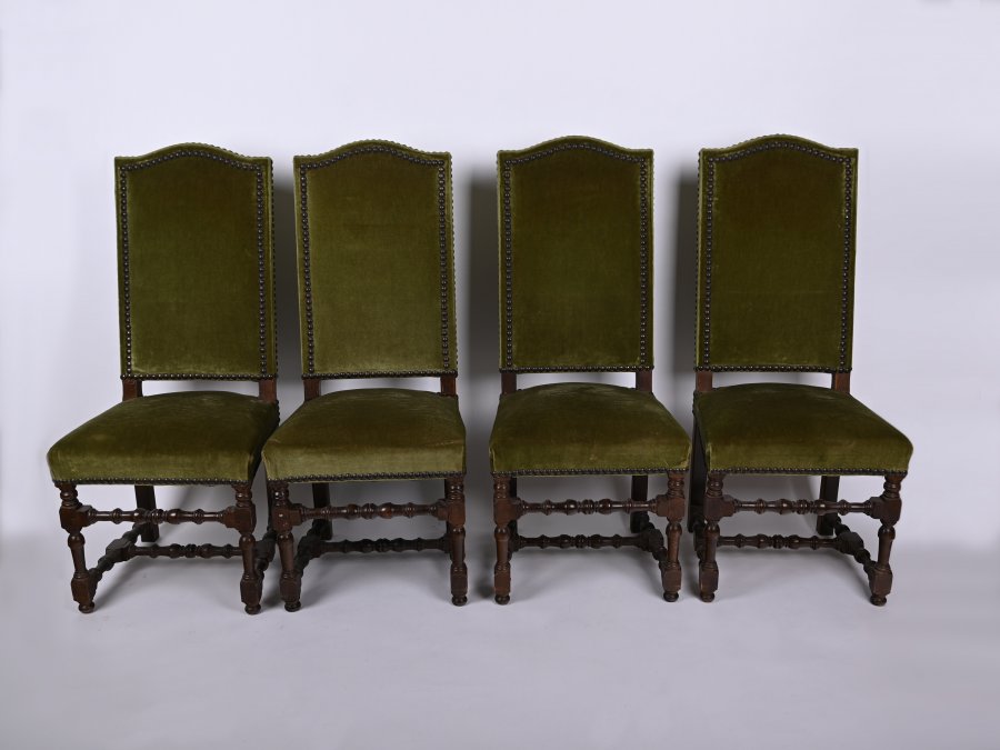 SET OF SIX DINING CHAIRS