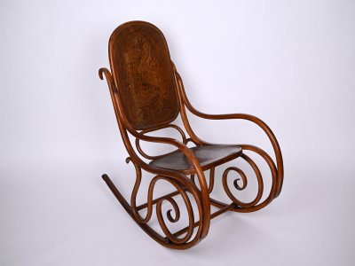 HOUPACÍ KŘESLO THONET