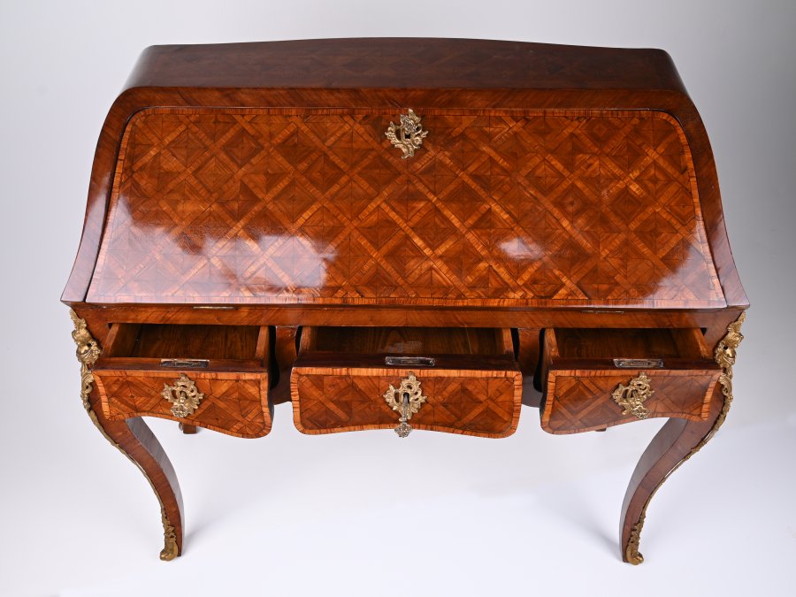 LOUIS XV. BUREAU