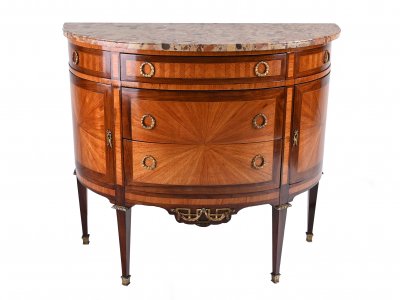 DEMI-LUNE COMMODE