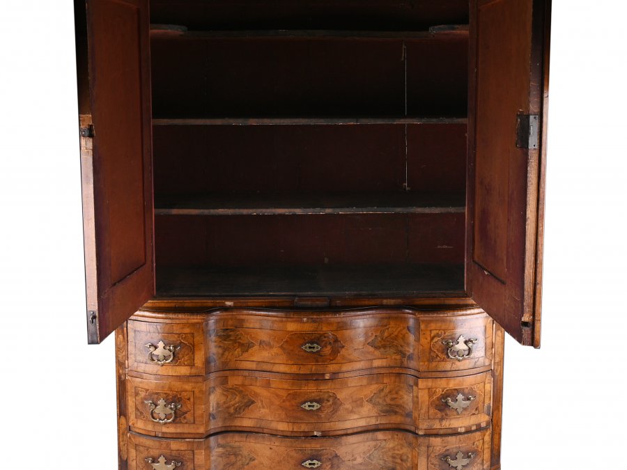 IMPRESSIVE BAROQUE COMMODE WITH WARDROBE