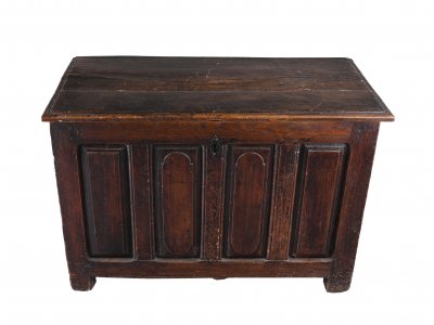 RENAISSANCE CHEST