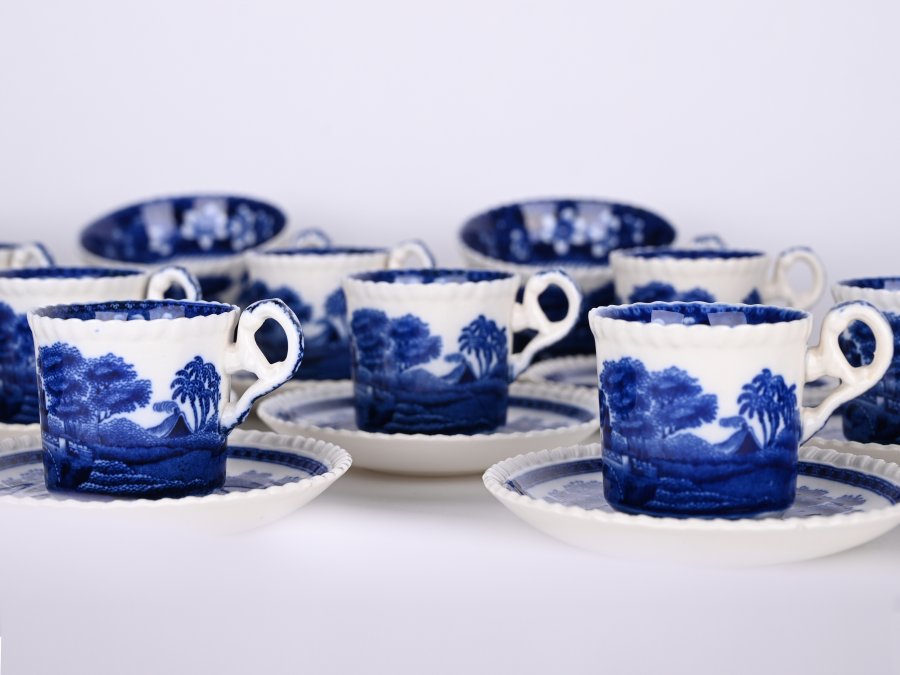 ENGLISH PORCELAIN SET