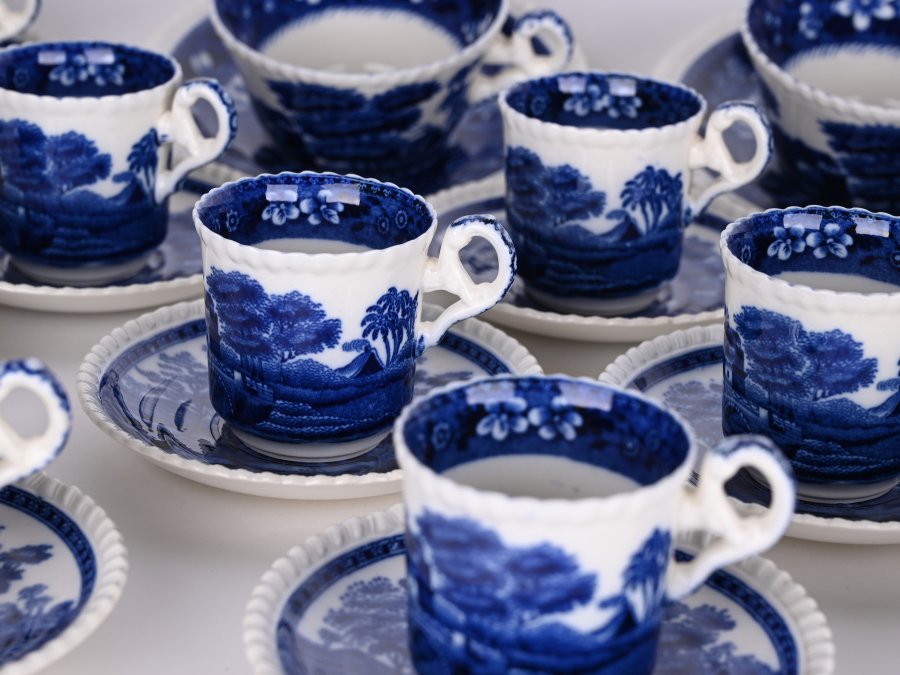 ENGLISH PORCELAIN SET