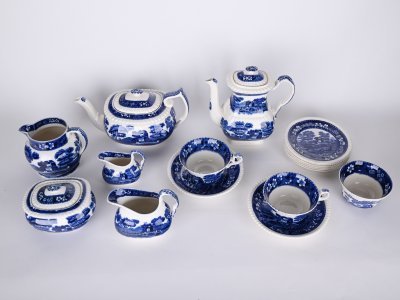 ENGLISH PORCELAIN SET
