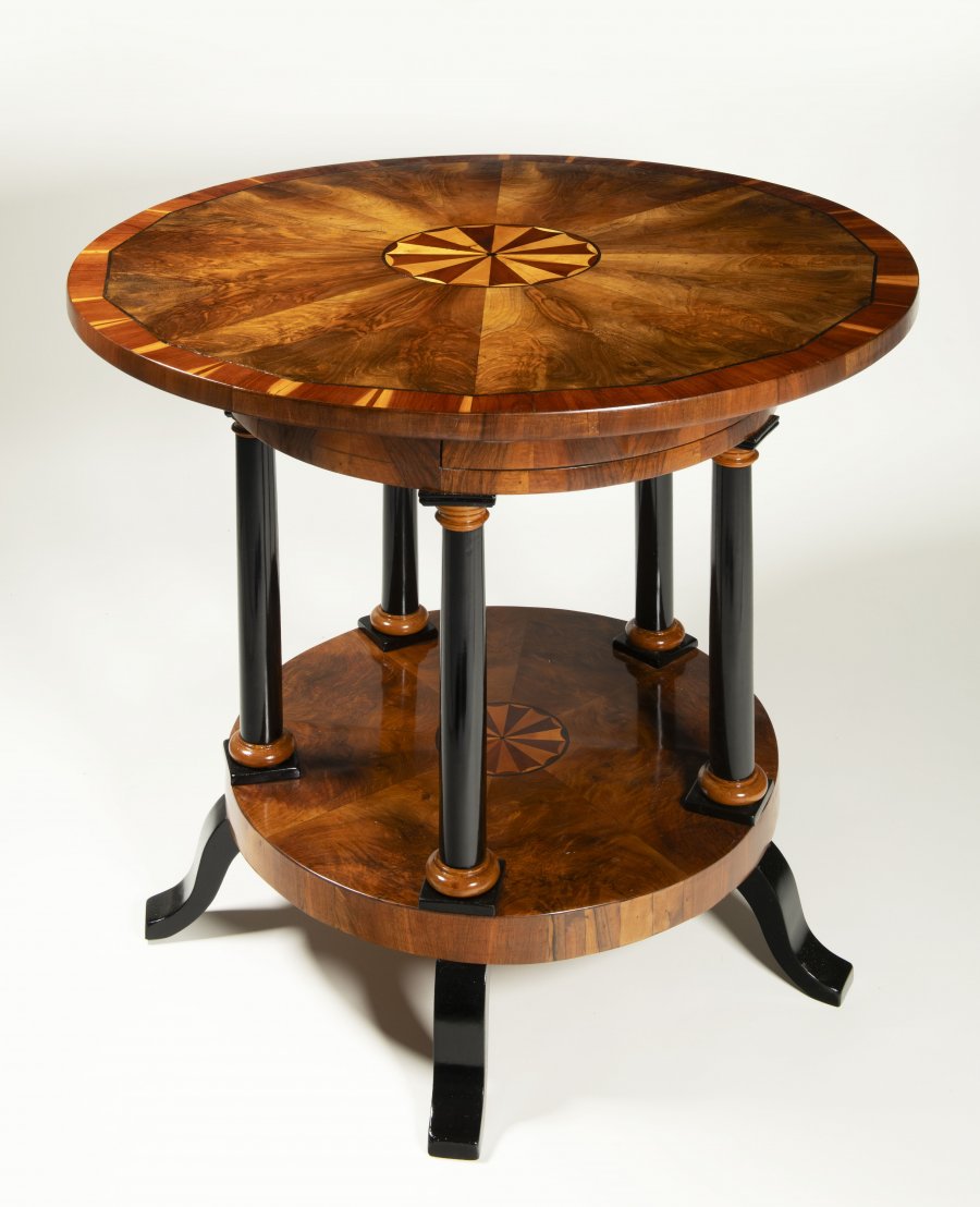 BIEDERMEIER CENTRAL TABLE