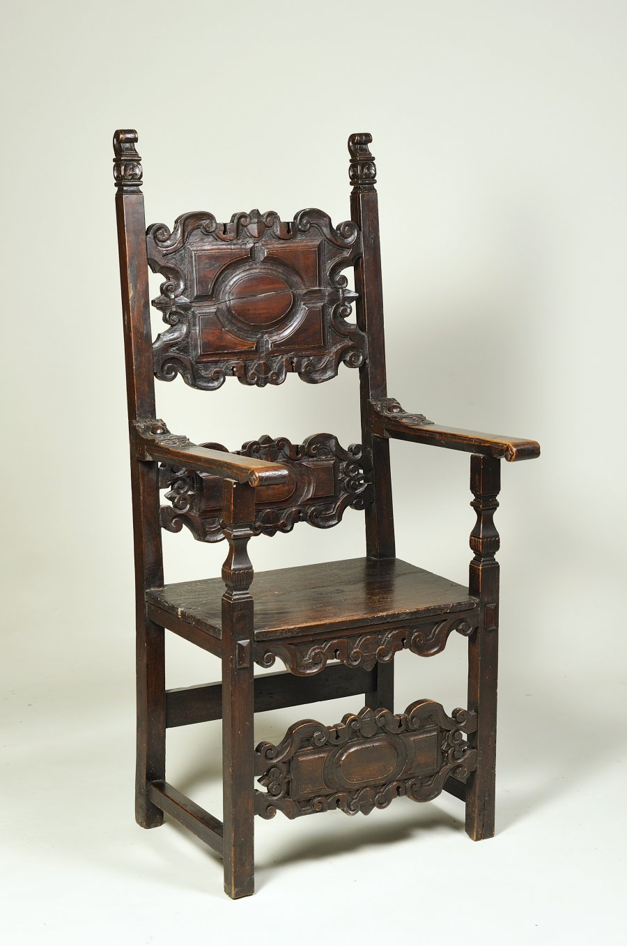 A CARVED WALNUT CHAIR