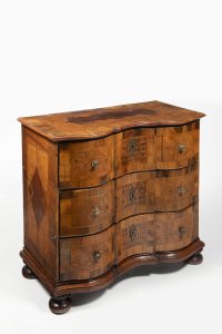 BAROQUE COMMODE