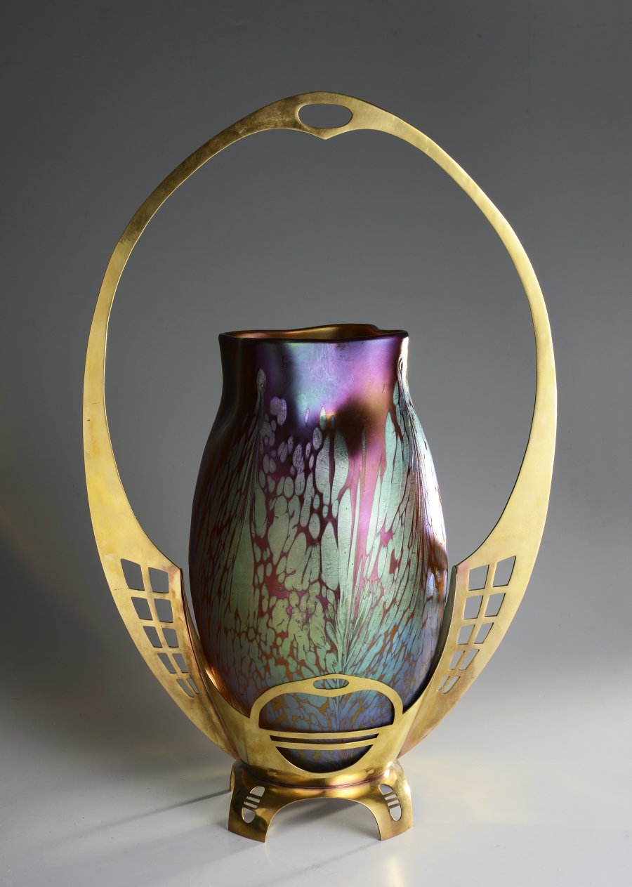 Löetz Vase in Brass Fitting