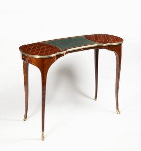 LOUIS XVI. STYLE LADIES’ DESK