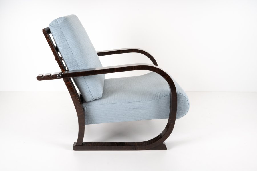 RECLINING ARMCHAIR