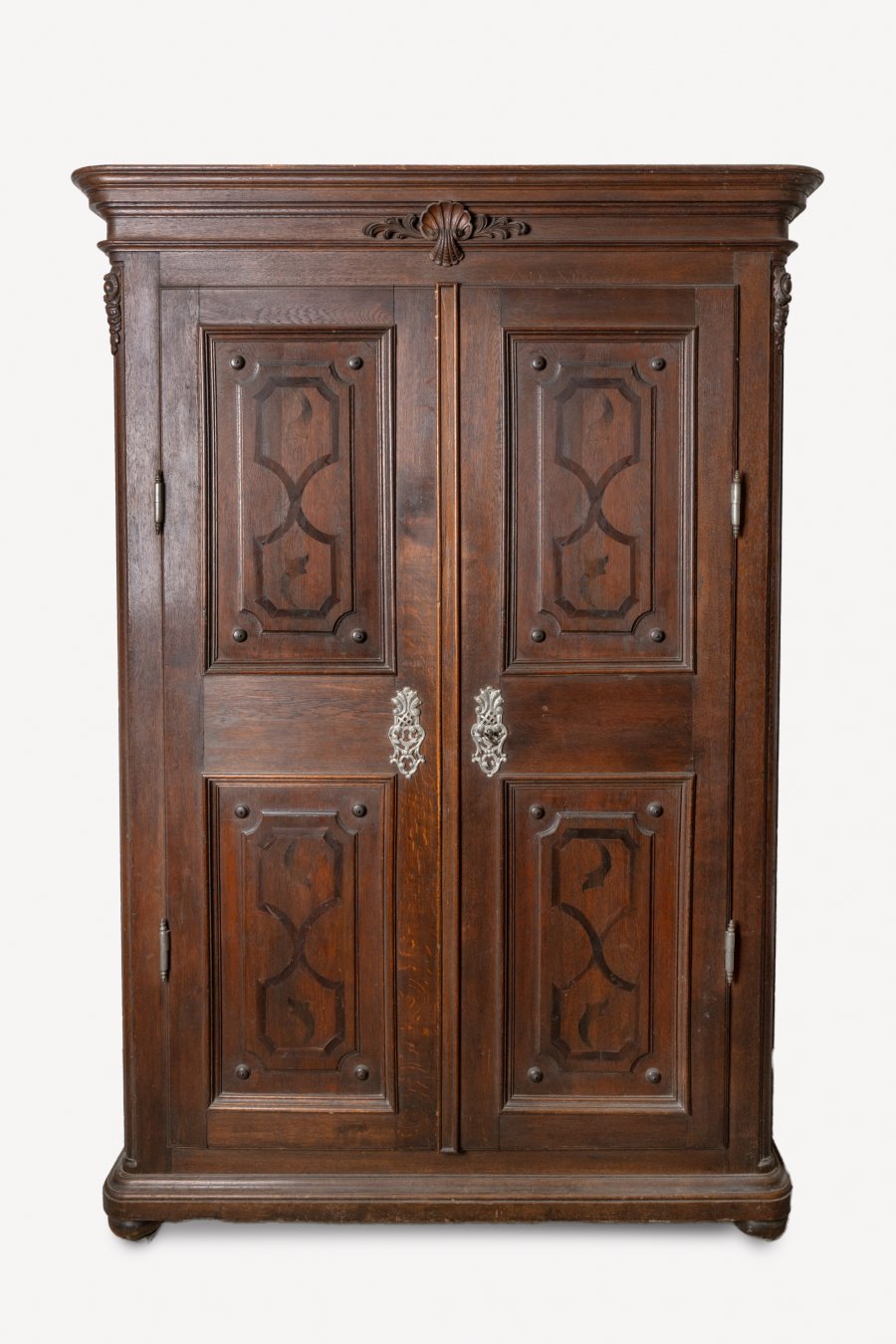 BAROQUE WARDROBE